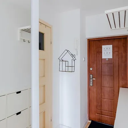 Shortstaypoland Okopowa 公寓